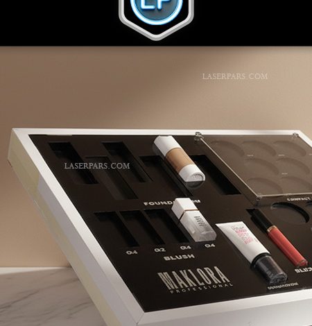 استند چوب و فوم لوازم آرایش